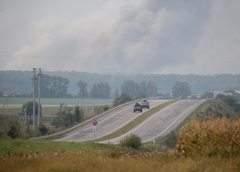 Порошенко созывает военный кабинет из-за взрывов боеприпасов в Калиновке