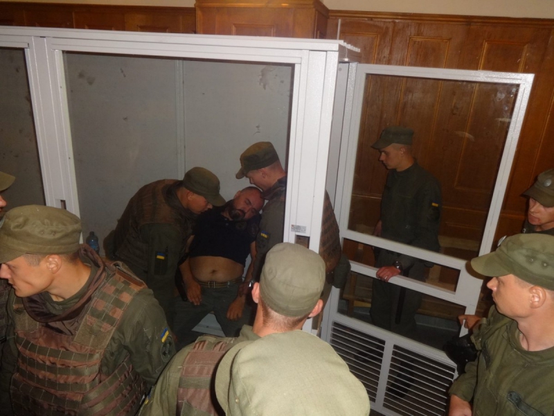 Арестованный участник "прорыва Саакашвили" проиграл апелляцию и потерял сознание в зале суда (фото)