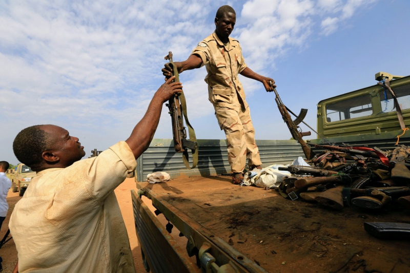 Переговоры по поставкам оружия в Южный Судан велись во времена Януковича - Геращенко