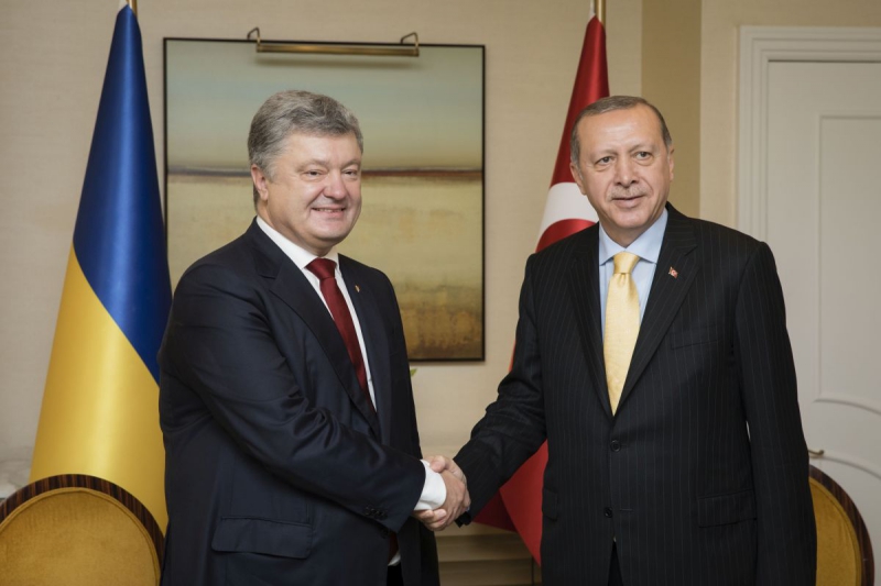Порошенко и Эрдоган обсудили пути углубления стратегического партнерства