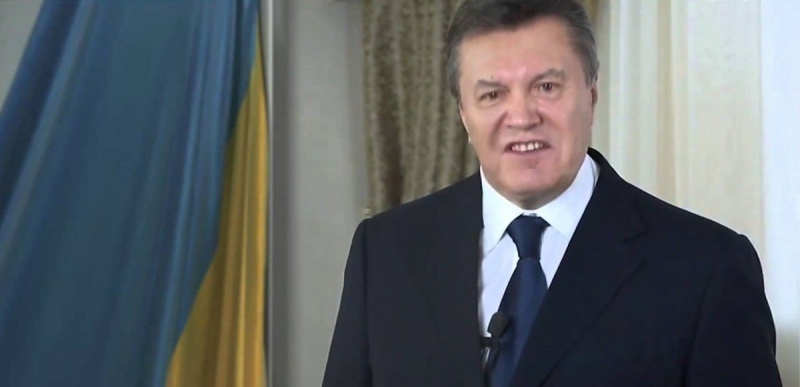 А ужин по расписанию: адвокат Януковича захотел есть и просит перерыв на час