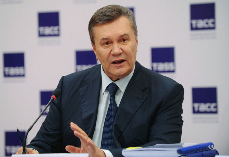 Заседание по делу о госизмене Януковича снова перенесли из-за неявки адвоката