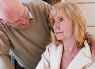 Врачи назвали симптомы раннего развития деменции