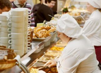 Организация питания на промышленных предприятиях: помощь профессионалов