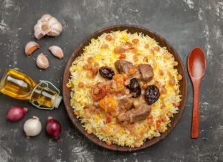 Узбекский плов из свинины в казане